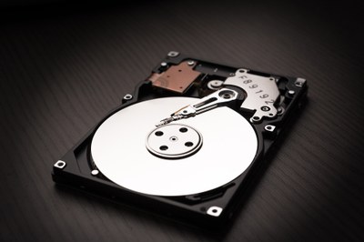 hard drive 5235642 1920